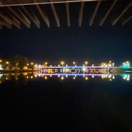 Houseboat On The Water Hotel Liepāja Екстериор снимка
