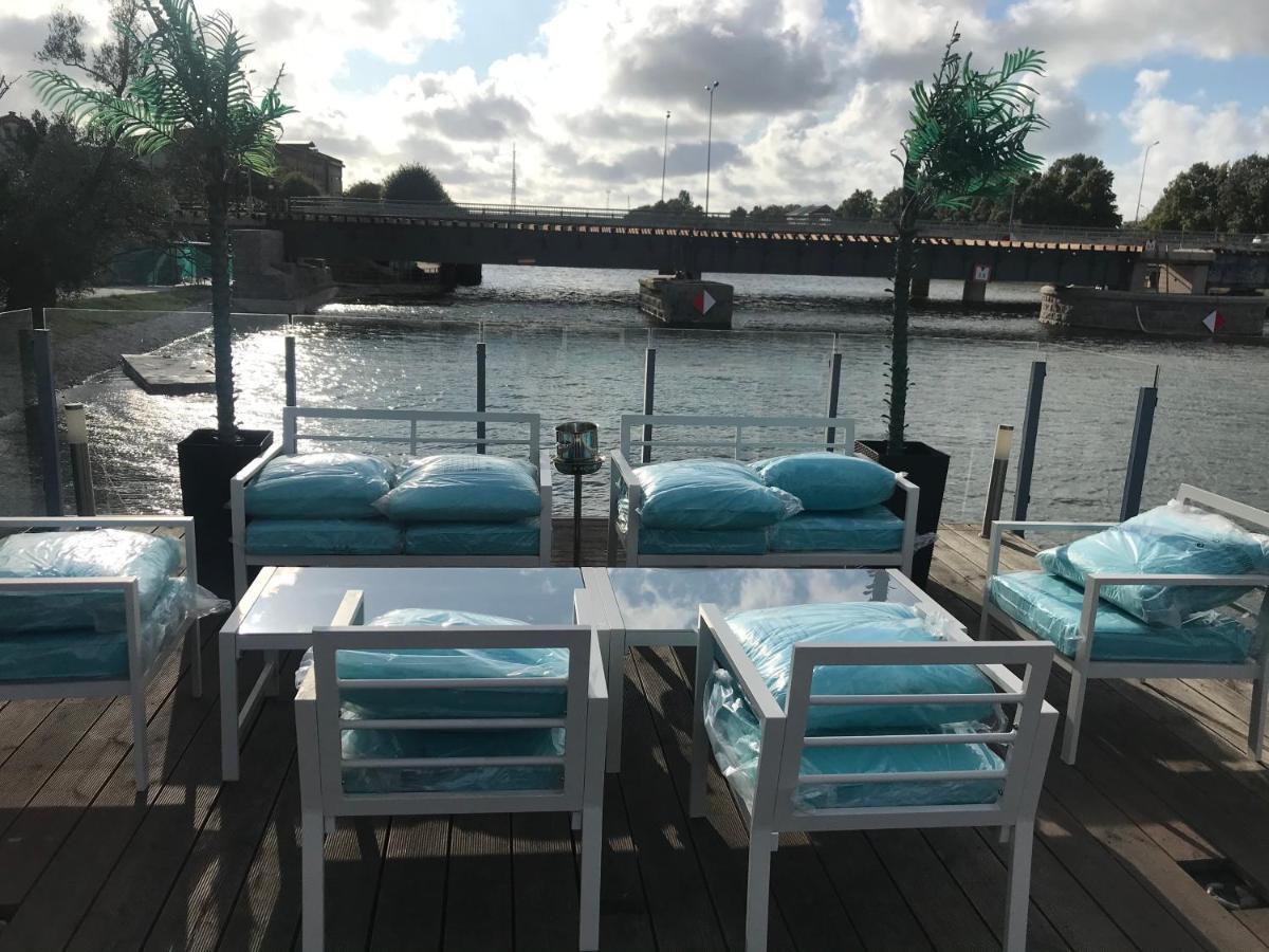 Houseboat On The Water Hotel Liepāja Екстериор снимка
