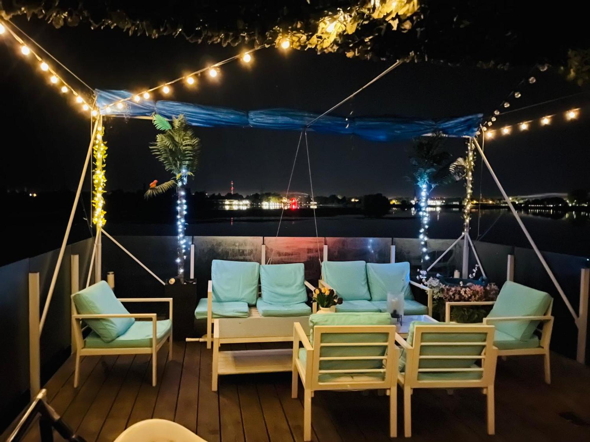 Houseboat On The Water Hotel Liepāja Екстериор снимка